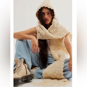 Free People Daria Crochet Hood Scarf Ivory NWT